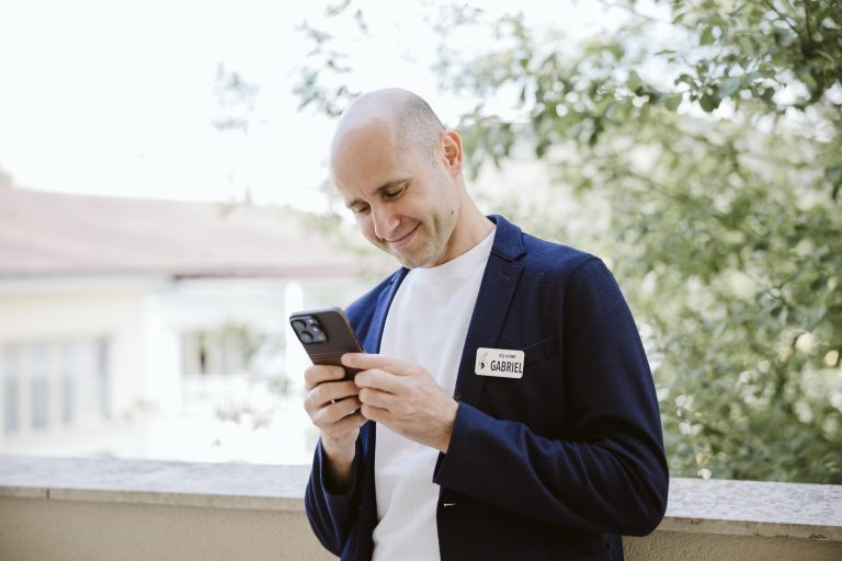 ce inseamna un videograf profesionist gabriel dicu vorbind cu o mireasa pe telefon